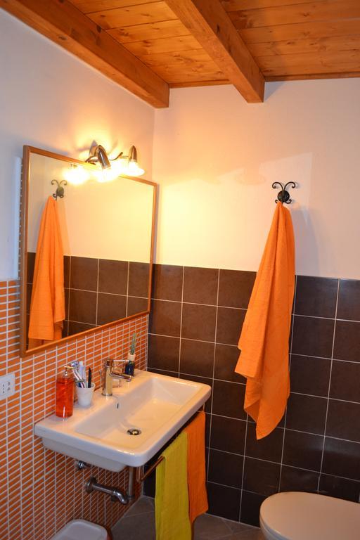 Apartments Mimose Badesi Δωμάτιο φωτογραφία