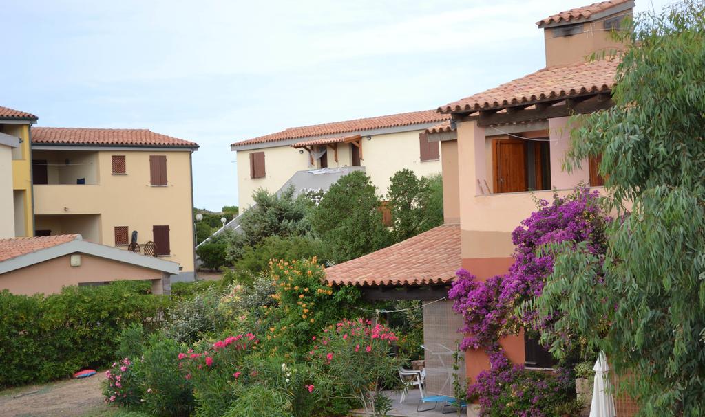 Apartments Mimose Badesi Εξωτερικό φωτογραφία