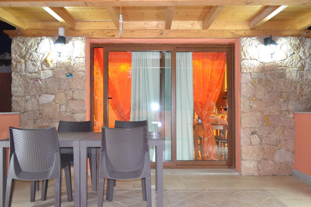 Apartments Mimose Badesi Εξωτερικό φωτογραφία