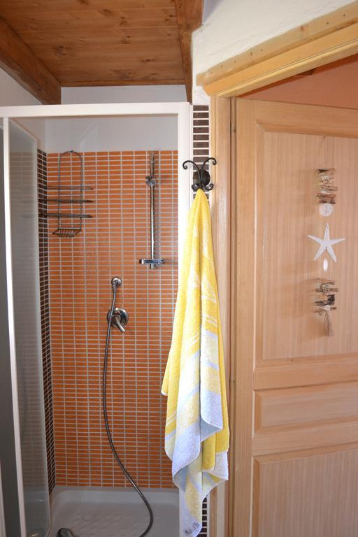 Apartments Mimose Badesi Εξωτερικό φωτογραφία